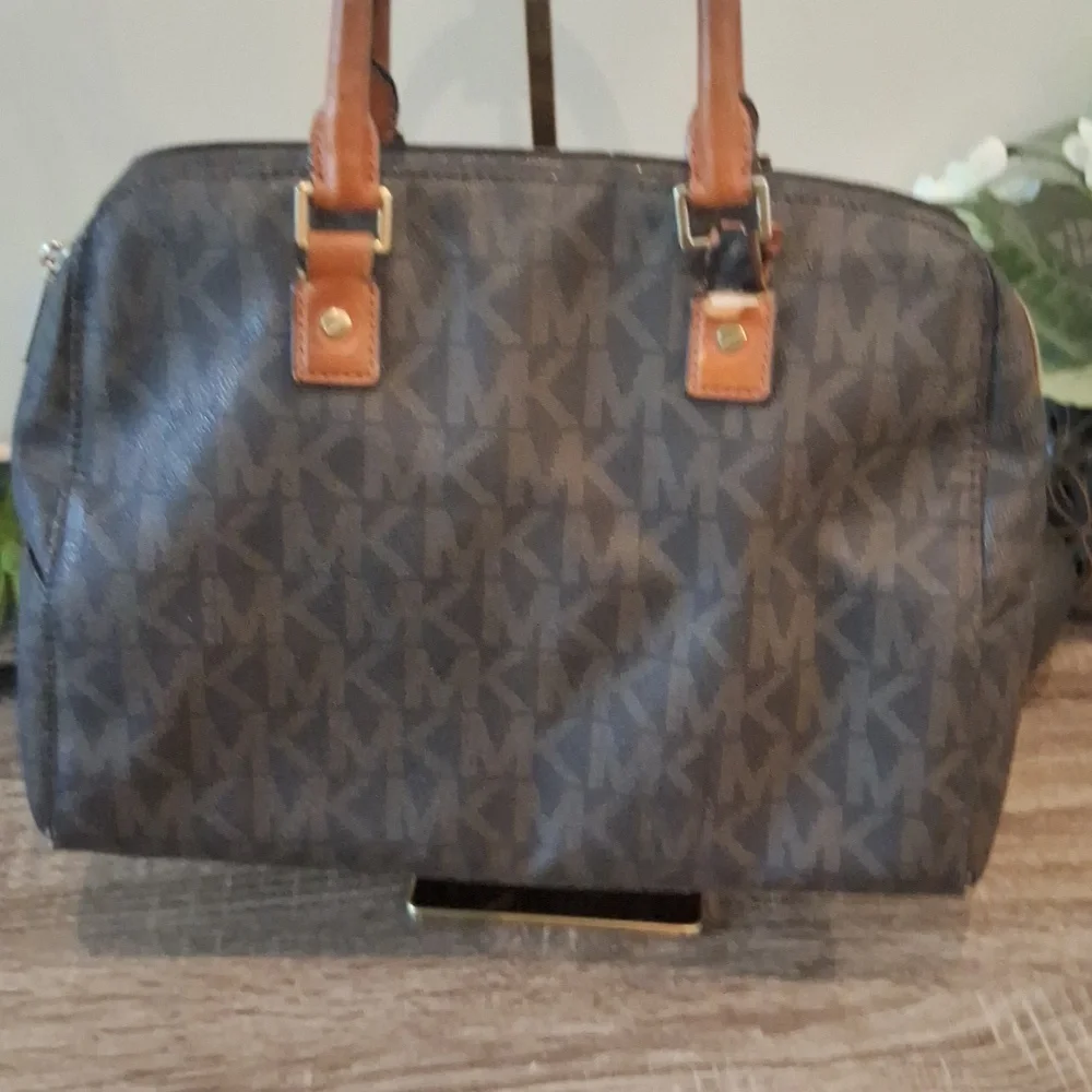 Michael Kors Repair